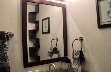 Brooks Tower Downtown Denver Furnished Apartment - Foto 15