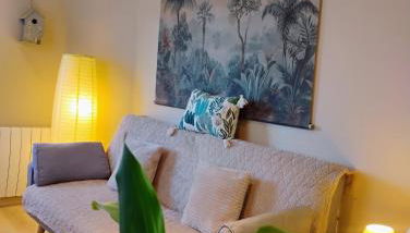 Gîte Le Marronnier, parking et terrasse au calme, entre Colmar-Riquewihr et Obernai, vue sur espaces verts et coteaux d Alsace, route du vin-châteaux - Foto 2