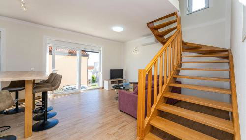 Beautiful Apartment In Rtina With Wifi - Foto 3