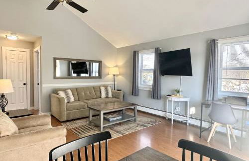 3 BR Private Pondside View New Reno [Moose Lodge] - Foto 25