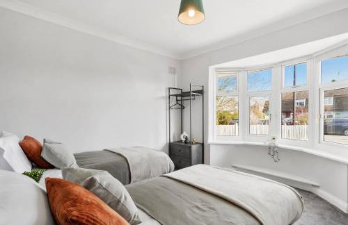 Grab a Deal Today! Massive Home For Contractors & Parking for 4 - Foto 46