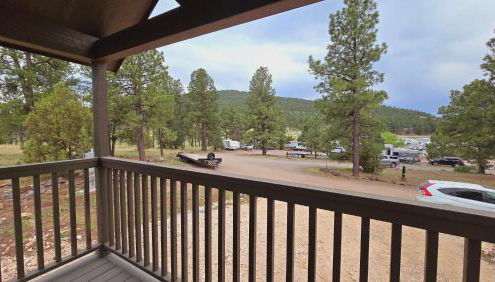 Cabin with a Mountain view 6B - Photo 2