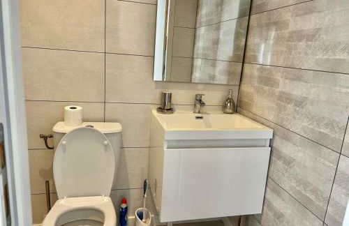 Studio - Centre - Gare - wifi - Foto 6