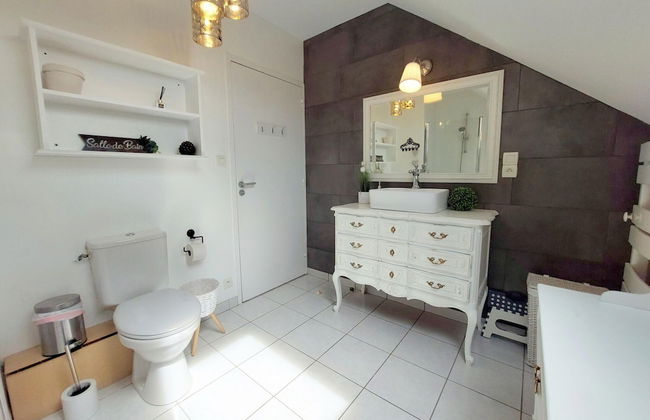 Beachfront Holiday Home in Guisseny - Foto 12