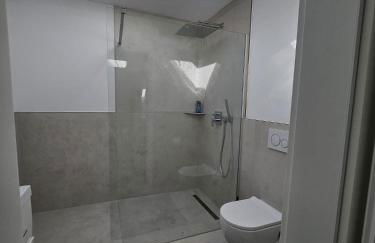 UZ Villa 11 - Laatzen 10 Minutes to Hannover Messe 140qm Modern Living Self-Check-In Wifi Parking - Foto 17