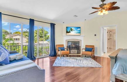 Dockside Paradise - Waterfront, Boat Dock, Swimming Pool and Spa - Foto 36