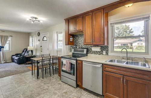 2 Mi to Zoo, Fenced Yard Family Home in Wichita! - Photo 7