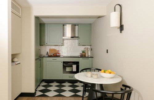 Native King’s Wardrobe, St. Paul’s - Foto 106