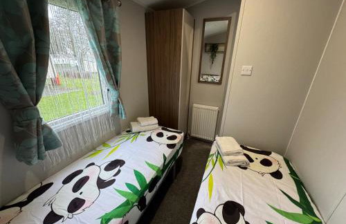 Haggerston Castle - Caravan - Sleeps 6 - Parking - Foto 15