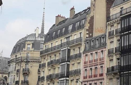 Place Maubert Coeur de Paris Beau Nid contemporain vue Paris calme clair dernier etage clim ascenseur - Photo 16