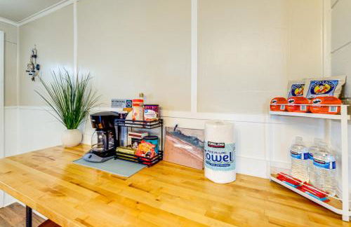 Swim, Fish and Explore! Family Hague Haven with Dock - Foto 10