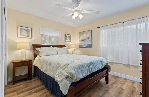 SAND CASTLE-Fun For Big Groups-Walk to Beach, Heated Pool, Lanai - Foto 23