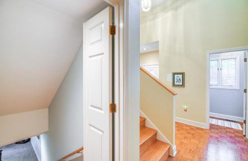 Spacious Home with Hiking Trail Access in Bristol! - Foto 16