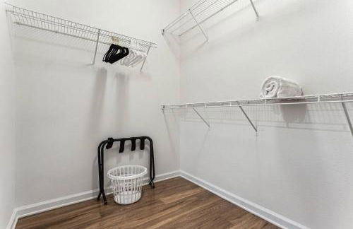 2 BD Luxe Oasis, Near The Star and Shops - Foto 20