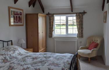 The Cottage, Little Trembroath - Photo 6