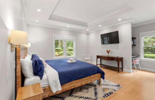 Family Friendly Home Mins to Beach and Downtown - Photo 16