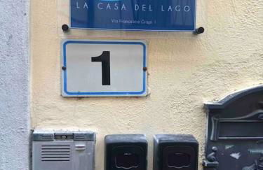 Fronte lago nel centro storico “La Casa del Lago” - Foto 9