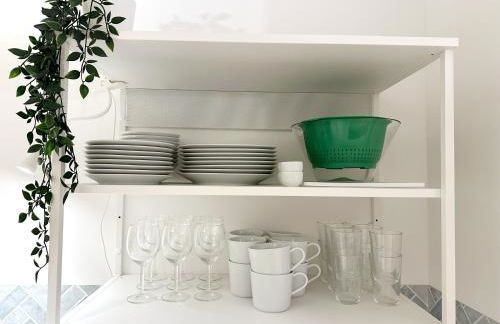 Gemütliches 2 Zimmer Ambient Apartment mit Queensize-Bett , Etagenbett& Schlafsofa in Alsternähe - Foto 19