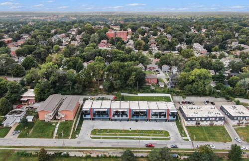 Luxurious Midtown Retreat with Elevator Access - Foto 11