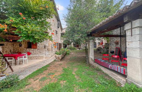 Nice Home In Barjac With Wifi - Foto 13