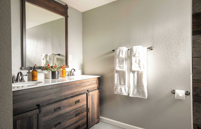 Jackrabbit Ridge by Avantstay Entertainers Paradise w/ Pool & Games - Photo 12