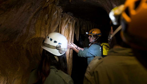 Conociendo la geología de la gruta