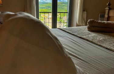 La Terrasse - Entire townhouse in hilltop village - Foto 11