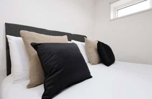 New Lodge Studios with Full Kitchen and Parking - Foto 7