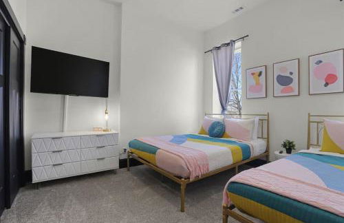 Jefferson Avenue- Large St Louis Home Game Room & Walkable Location - Photo 38