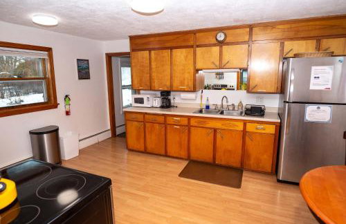 Whimsical apartment near downtown Winooski - Foto 18