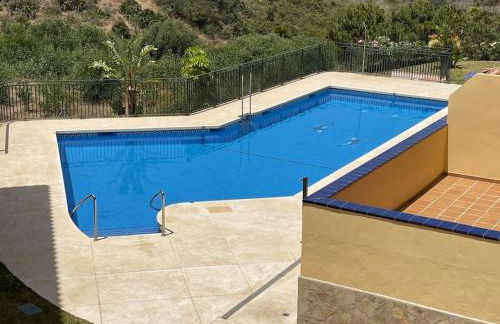 4New, 2 bed 2 bath Apartment Built 2024 with Community Pool and local beach - Photo 4