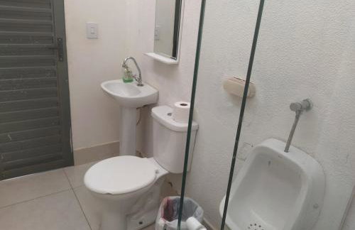 Estilo resort para confraternizar com hidro, piscina, garagem em casa tudo privativo, insira acima de 6 hóspedes para usar os 3 quartos - Photo 39