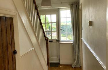 Country cottage overlooking fields with garden room - Foto 42