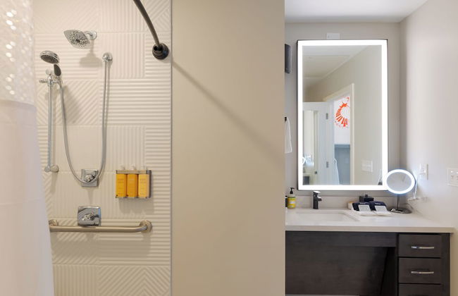 Unique Historic Experience Conveniently Located in the Heart of Cincinnati - Foto 57