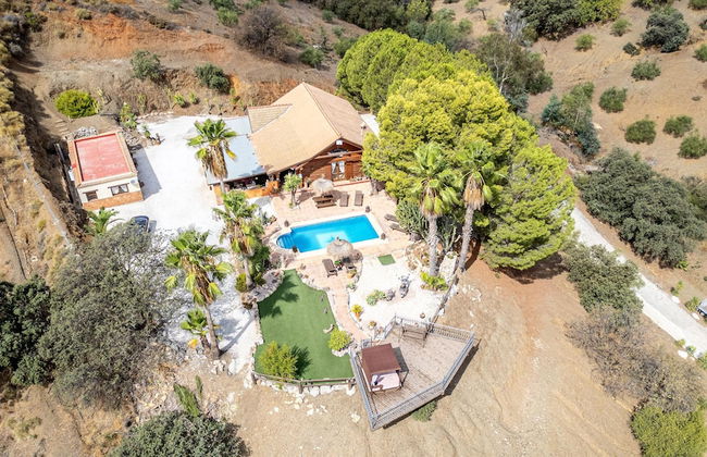 Luxurious Private Cabin Pool Hottub & Fireplace - Foto 43