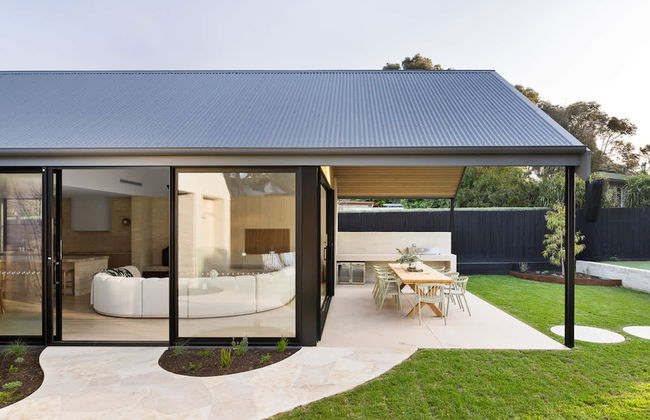 Maude Luxe Resort Style Amenities - Foto 6