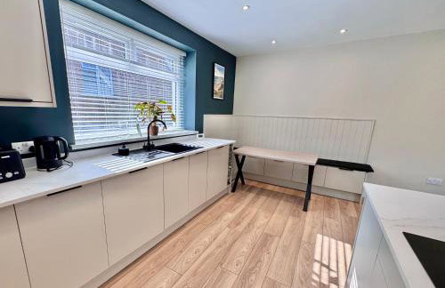 Modern Retreat in Mumbles - Disabled Access! - Foto 4