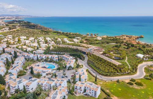 Modern Oasis 500m Beach with AC WiFi Pool - Foto 18
