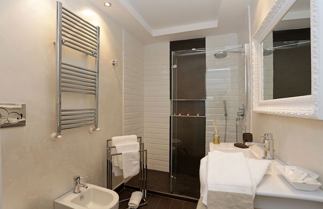 Madonna de’ Monti Suites - Photo 35