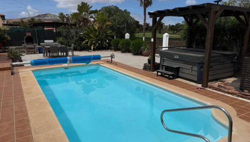 Casa Piedra, Luxury Family Front Line Golf, Hot Tub,Pool Table, 8 pers, Caleta de Fuste - Foto 4