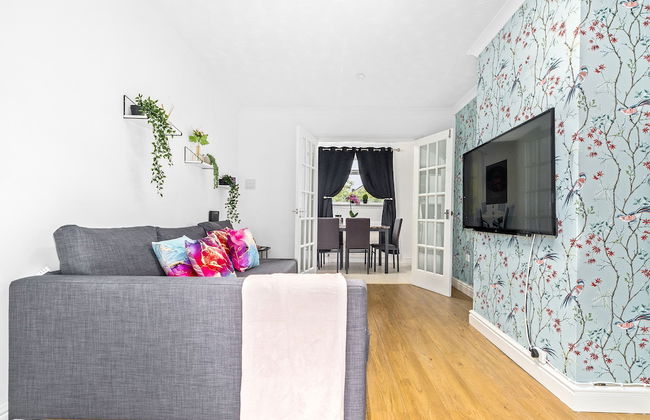 Rothesay House by Klass Living - Photo 11