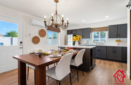 ValleyVibe: Modern Comfort in North Valley - an Irvie Home - Foto 5