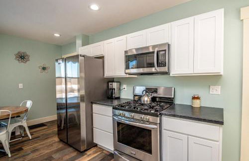 Whispering Waters Farmhouse and Wedding Barn - Foto 51