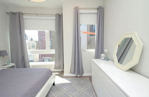 Sleek & Posh 4Bed-3 5Bath - RoofDeck - Sleeps 12 - Foto 27