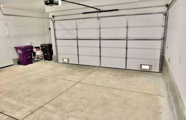 Beach Paradise Stunning 3-story in Long Beach! - Foto 34