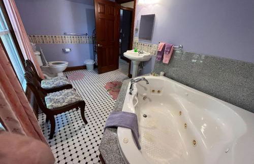 Gwen's Place - Private 2nd Floor - Foto 15