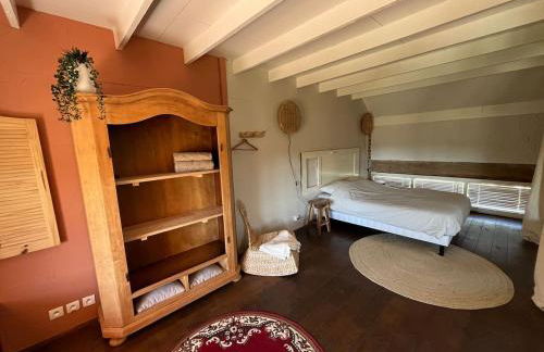 Relax in this privately located farmhouse - Foto 18