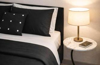 Gorgeous Luxury Lake View Suite | Gym & Pool - Foto 17