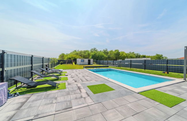 Villa Joy With Pool and Hot Tub - Foto 16