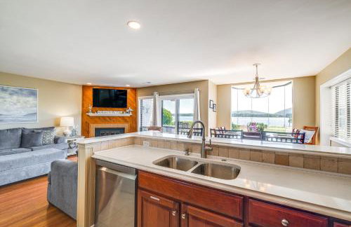 Sun-Filled Condo with Smith Mountain Lake Views - Foto 11